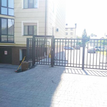 Centre In Uzhgorod Apartment Bagian luar foto