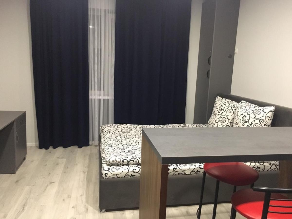 Centre In Uzhgorod Apartment Bagian luar foto